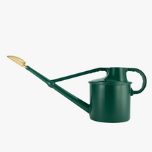 Load image into Gallery viewer, Haws England &quot;cradley cascader&quot; watering can - 1.5 gallon