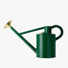 Load image into Gallery viewer, Haws England &quot;bearwood brook&quot; watering can - 1 gallon