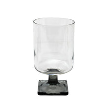 Load image into Gallery viewer, vintage Rosenthal linear smoke cocktail/wine glasses with grey square bottom