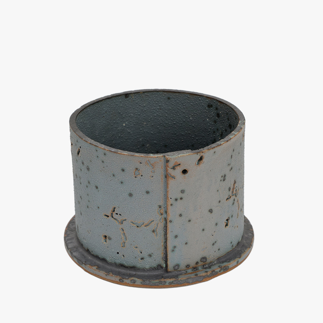 Dumais Made wallpaper vase