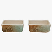Load image into Gallery viewer, vintage McCoy pair of miniature planters