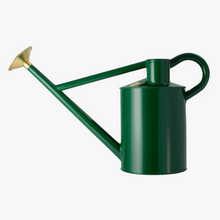 Load image into Gallery viewer, Haws England &quot;bearwood brook&quot; watering can - 2 gallon