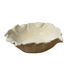Load image into Gallery viewer, ruffled edge pedestal bowl