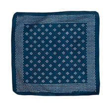 Load image into Gallery viewer, MARYN 01 scarf