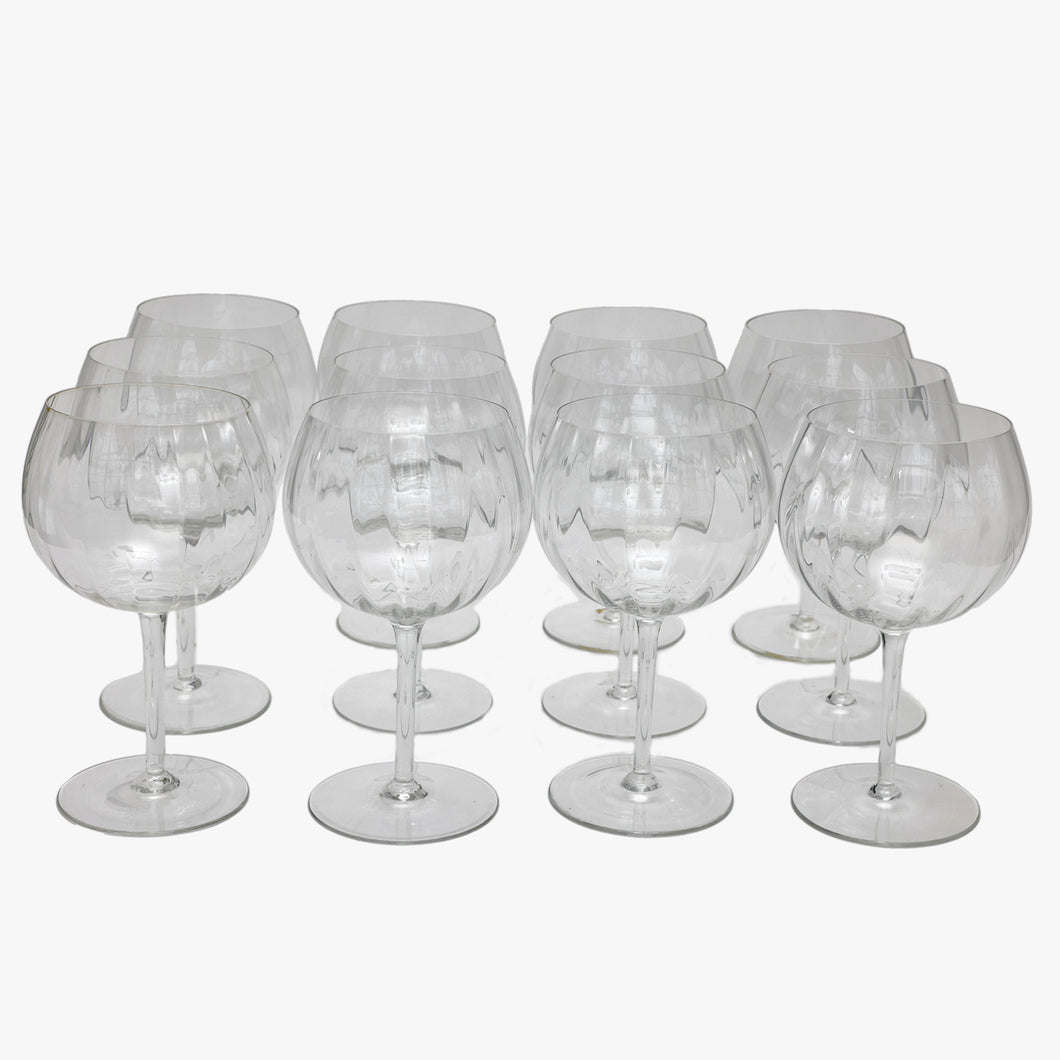 vintage balloon shaped wine glasses