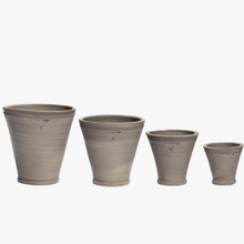 Load image into Gallery viewer, Ben Wolff grey footed pot